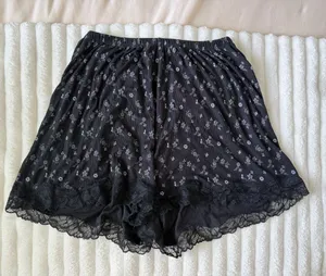 aerie Black Floral Lace-Trim Sleep Shorts thumbnail 1