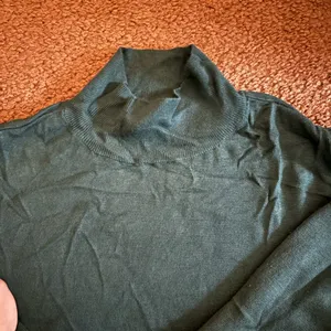 Like new Loft mock neck sweater thumbnail 4