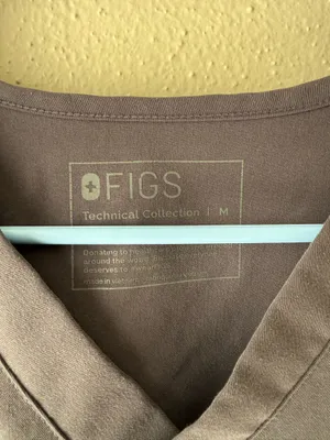 FIGS Scrub Top Catarina One-Pocket Charcoal Grey thumbnail 2