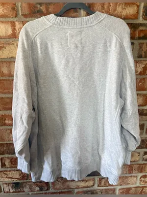 aerie Light Gray Crewneck Sweatshirt with Green 'Santas BFF’ Graphic thumbnail 6