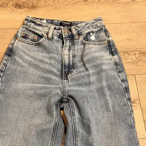 Pacsun‎ Playboy Jeans Womens 22 Blue Denim Straight High Rise Rainbow Bunny thumbnail 5