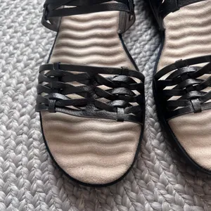 Comfort Wave Sandals Sz 9M thumbnail 4