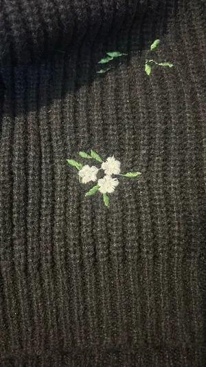 Black Floral Knit Sweater Set thumbnail 7