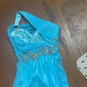 Sherri Hill Aqua Gown thumbnail 4
