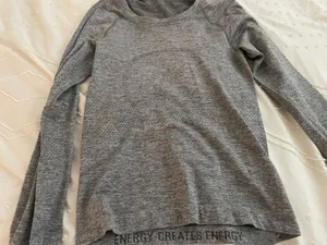 Lululemon Swiftly Tech Long Sleeve thumbnail 1