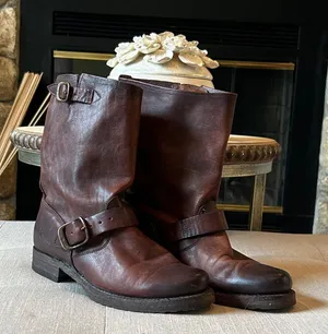 Frye Veronica Short Slouchy Boot (Women) Size 7.5 B 70547 RDD F973 F18- 278447 thumbnail 1