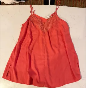 Boutique top thumbnail 1