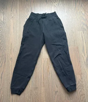 Lululemon Scuba Joggers thumbnail 1