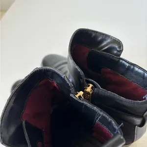 Tommy Hilfiger Black Leather and Suede Ankle Booties Witchy size 8M thumbnail 10