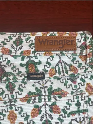 NWT Wrangler Fierce Flare Jeans Floral Pattern High Rise Boho Retro Style Sz 12 thumbnail 15