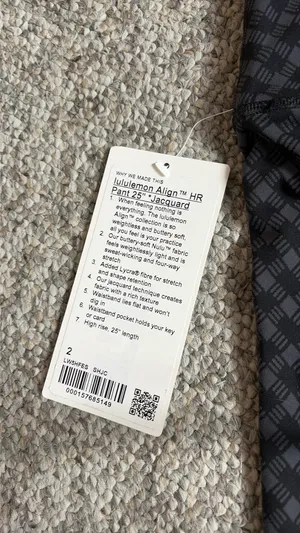 Brand new lululemon align jacquard pants size 25” thumbnail 2