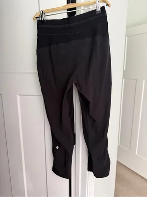 Lululemon Dance Studio‎ Mid-Rise Crop 25" Black thumbnail 4