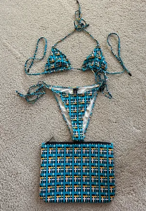 Triangl bikini set  thumbnail 1