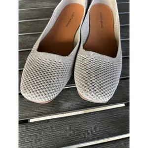 Lucky Brand Dymon Ballet‎ Flats Size 9.5M Beige Knit Metallic Slip On Shoes thumbnail 2
