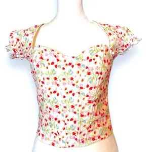 Victoria's Secret Strawberry Floral Puff Sleeve Corset Top Size M thumbnail 3