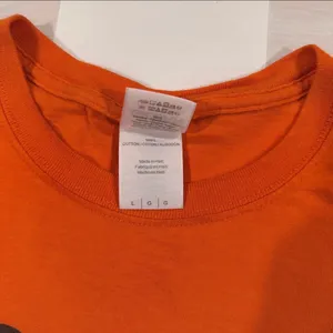 Gildan vintage 90s reese’s peanut butter cups cropped graphic tee orange thumbnail 2