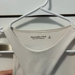 Abercrombie White Cutout Bodysuit thumbnail 4