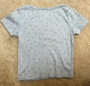 Brandy Melville floral Top thumbnail 3