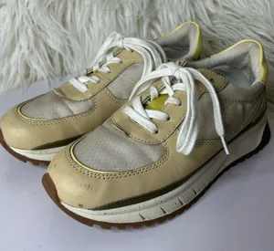 Madewell MWL Sneaker Shoes Women Beige Leather Lace Up Casual Athletic size 5.5. thumbnail 1