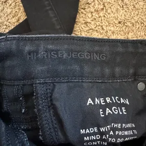 American Eagle Outfitters Distressed Black Hi-Rise Jeggings size 2 Short thumbnail 11