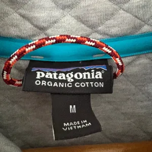 Patagonia Women's Pullover Organic Cotton Quilt Snap-T Grey Medium thumbnail 6