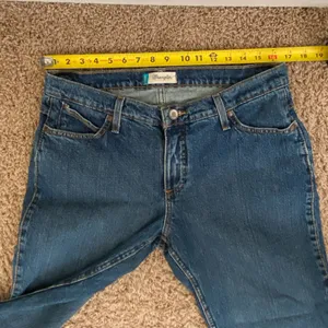 Women’s Wranglers size 11/12 x 30 thumbnail 8