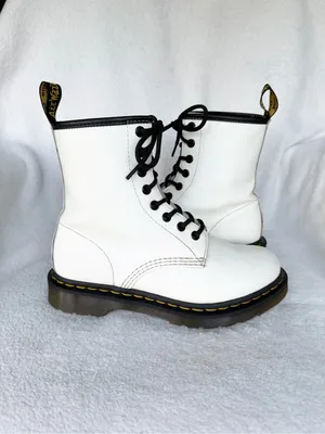 Dr. Martens Women’s White Lace-Up Combat Boots with Black Laces Size 7 thumbnail 2