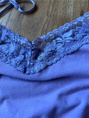 Y2K purple Charlotte Russe lace-trim camisole tank top size medium thumbnail 5