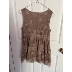 Ultra Pink Boho Lace Sleeveless Blouse Top Large Beige Tan Layered Cami V-Neck thumbnail 3