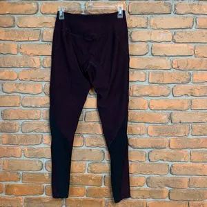 Nike‎ Women's Dri-Fit Mesh Cutout Mid Rise Skinny Ankle Leggings Purple - Size S thumbnail 3