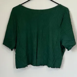NWT bp Dark Green Pointelle Rib Cropped Short Sleeved Henley - Size: 3X thumbnail 5