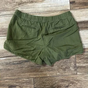 Madewell green pull on shorts thumbnail 4