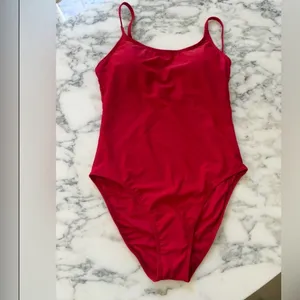 NWOT Quince Italian Cami One-Piece Swimsuit – Red, Size M thumbnail 8