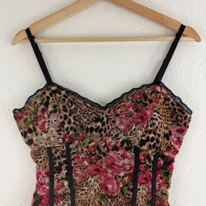 No Boundaries Vintage Y2K Brown Pink Leopard Rose Corset Style Mesh Babydoll Cami Tank Top thumbnail 4