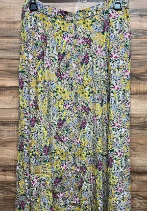 Philosophy medium floral skirt‎ thumbnail 1