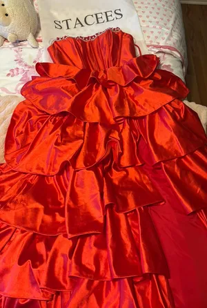 Stacee’s Prom Dress Red Size 4 thumbnail 1