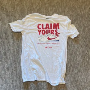 Nike claim yours tshirt thumbnail 2