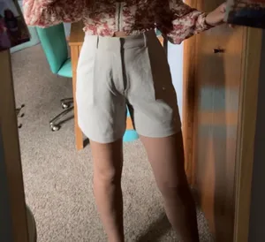 Abercrombie trouser shorts thumbnail 1