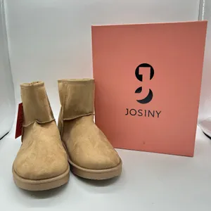 Josiny Faux Suede Boots Womens 11 Tan Classic Fur Lined Ankle‎ Booties NEW thumbnail 1