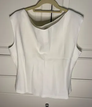 Banana republic blouse thumbnail 1