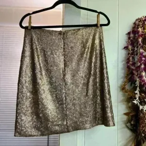 BCBG $198 Maxazria BCBGMAXAZRIA Sequin Mini Gold Skirt Sparkly Micro‎ Metallic thumbnail 3