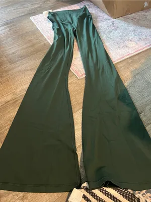 Aerie green crossover flare leggings thumbnail 7