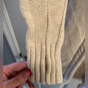 Athleta Hooded Cable Knit Sweater Dress with Zippered Pocket Women’s Size S/M thumbnail 4