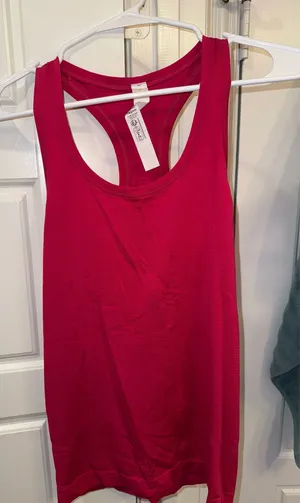 Lululemon Swiftly Tech Racerback Tank Hip 2.0 Length thumbnail 1
