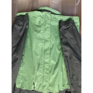 Men's Columbia Pouring Adventure ll Jacket SZ Small Green Black Hood Omni tech thumbnail 2