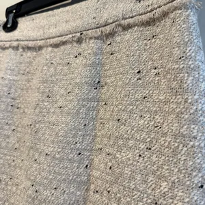 Ann Taylor Petite Pencil Skirt Beige Tweed Lined Fringe Hem‎ Career Size 0P thumbnail 2