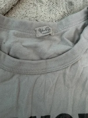 brandy melville baby graphic tee thumbnail 2