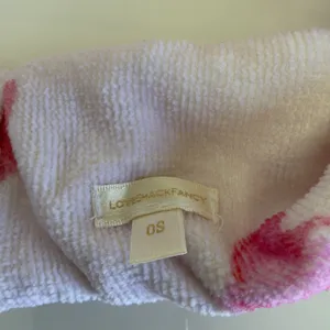 Love Shack Fancy Rare Print Face Wash Headband With Bow Blushing Kisses NWT Pink thumbnail 4