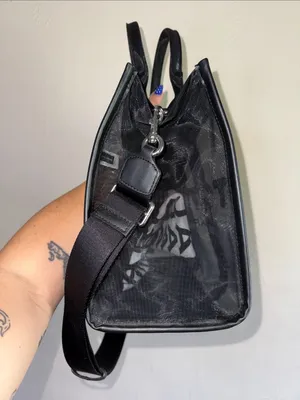 Marc Jacobs The Mesh Medium Tote Bag Blackout + Dust Bag thumbnail 4