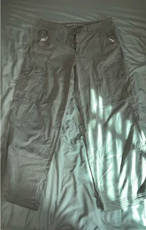American Eagle Cargo Pants thumbnail 1